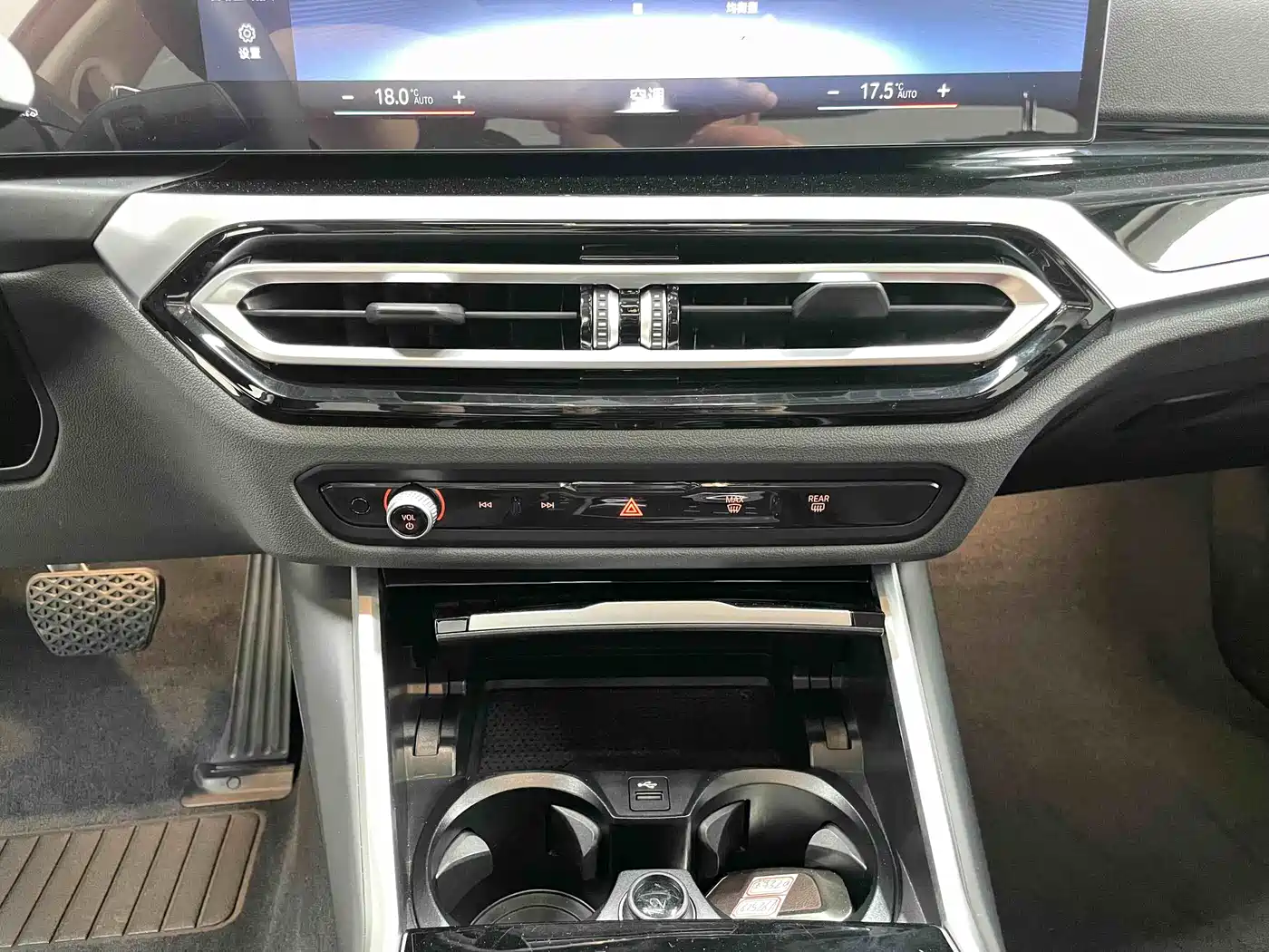 BMW 3 Series 2023 320Li M Sport Package фото 11