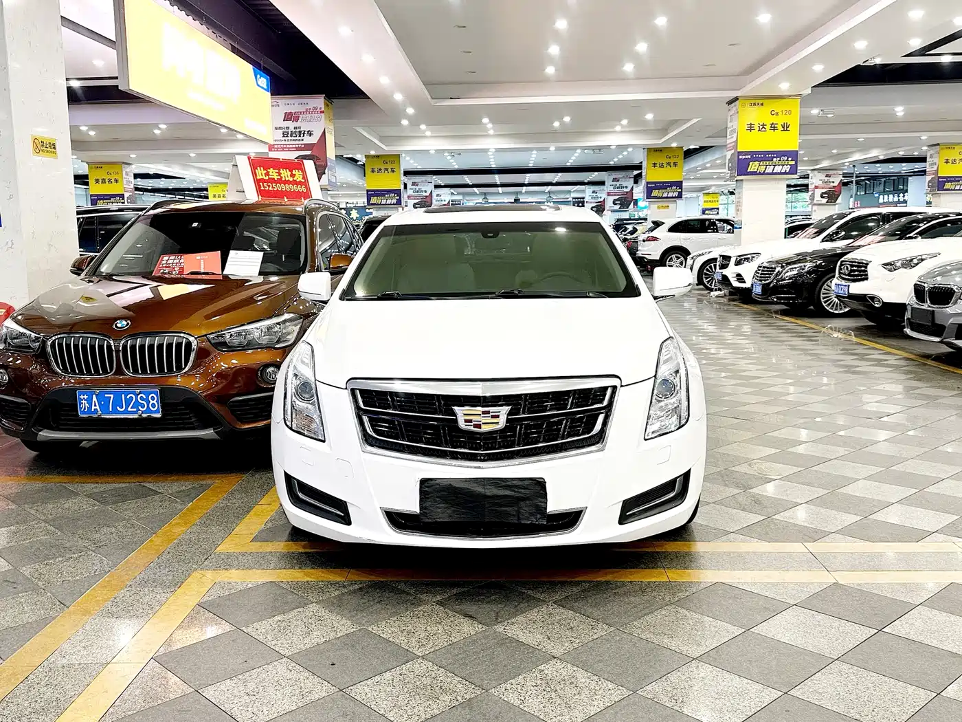 Cadillac XTS 2016 28T Technology фото 2