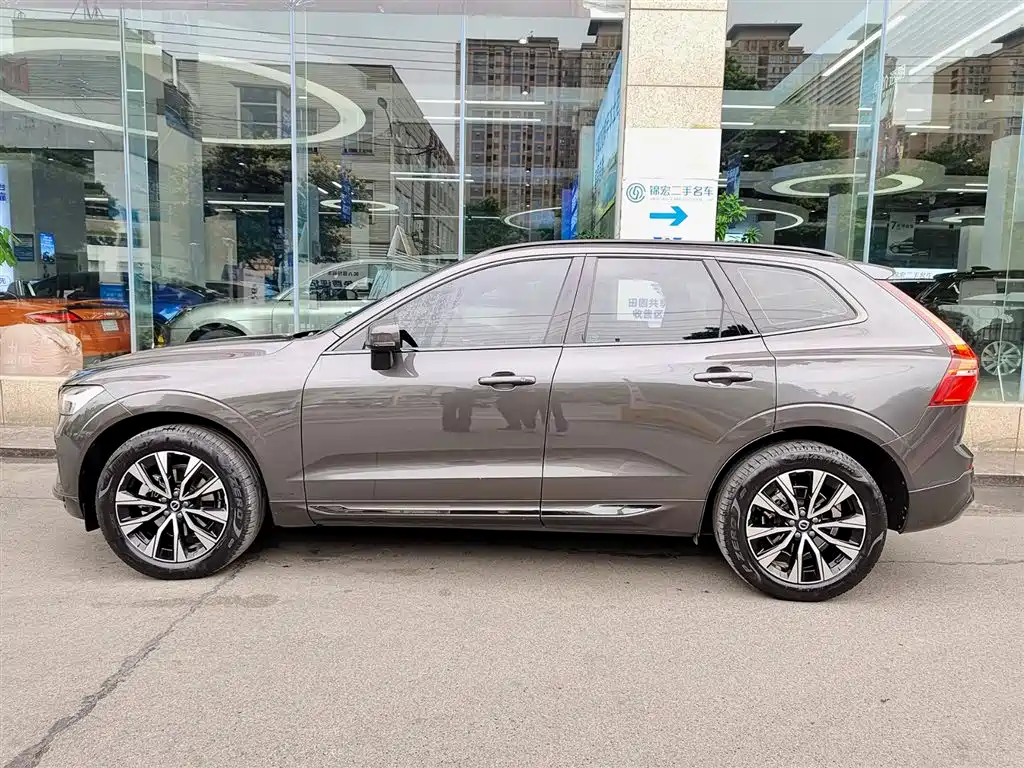 Фото 3 - Volvo XC60