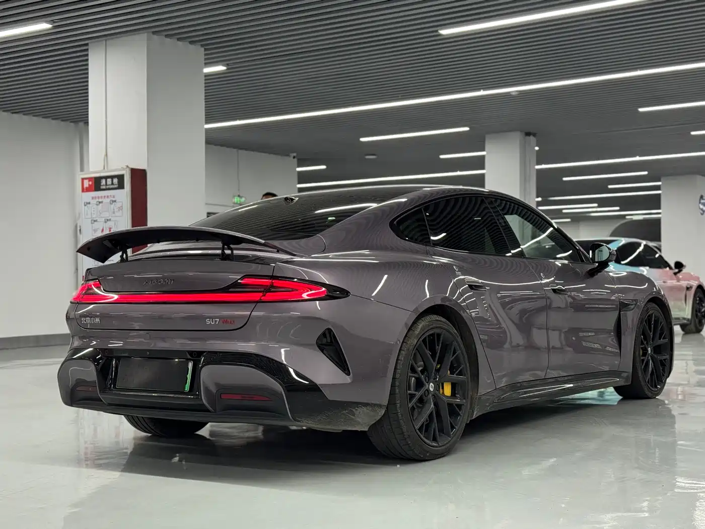 XIAOMI CAR XIAOMI SU7