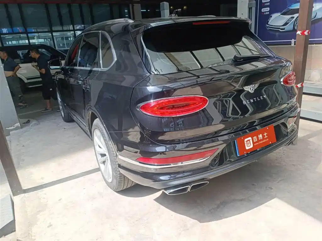 Bentley Bentayga 2024 2022 4.0T V8