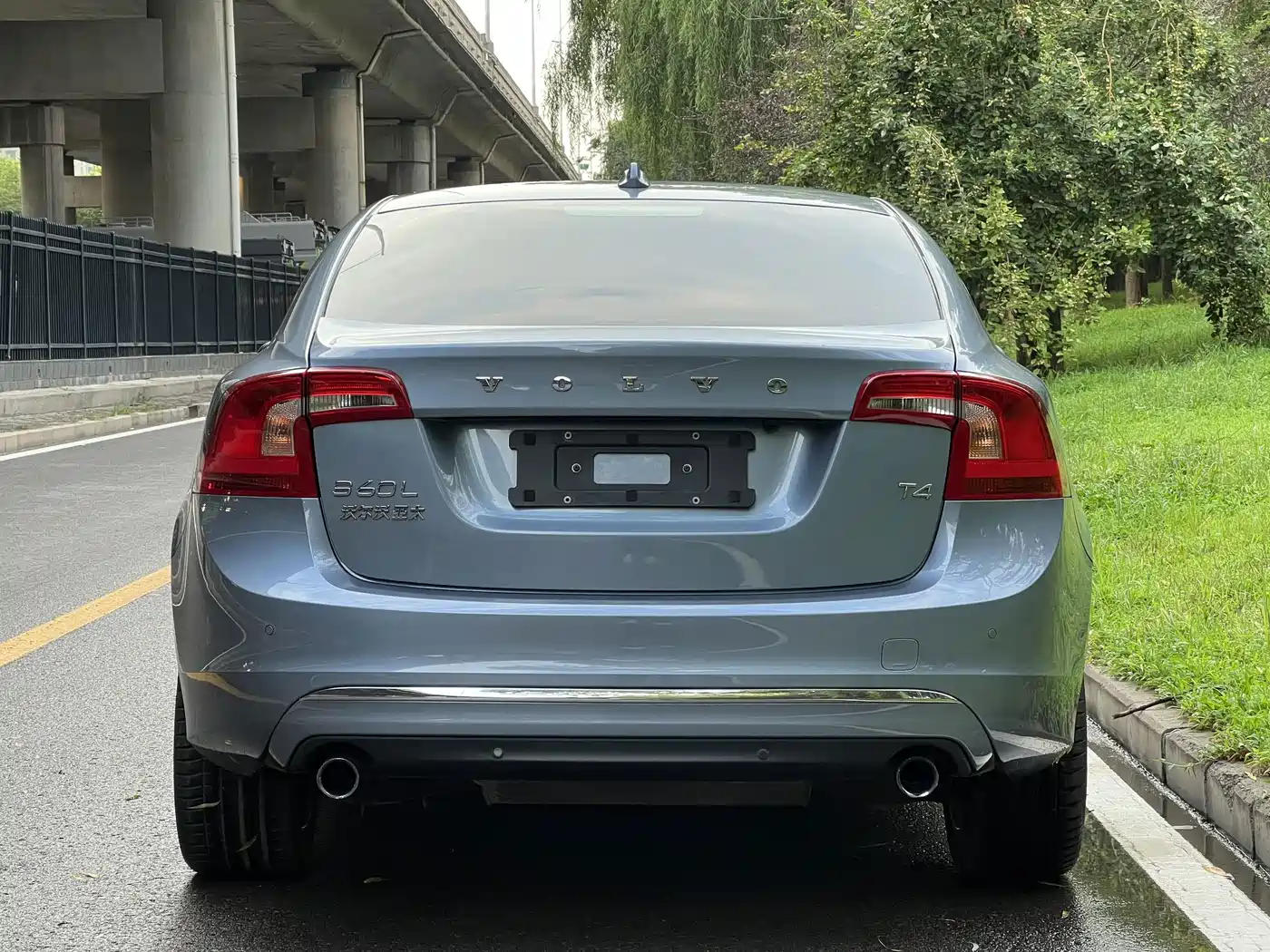 Фото 9 - Volvo S60