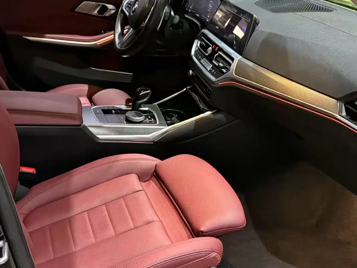 صورة 4 - BMW 3 Series