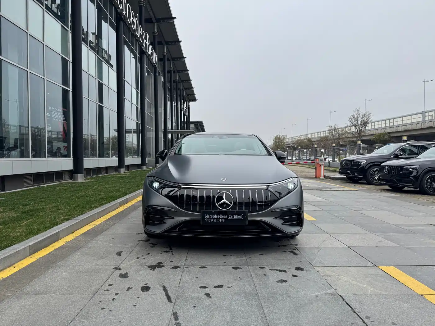 MERCEDES-BENZ EQS AMG