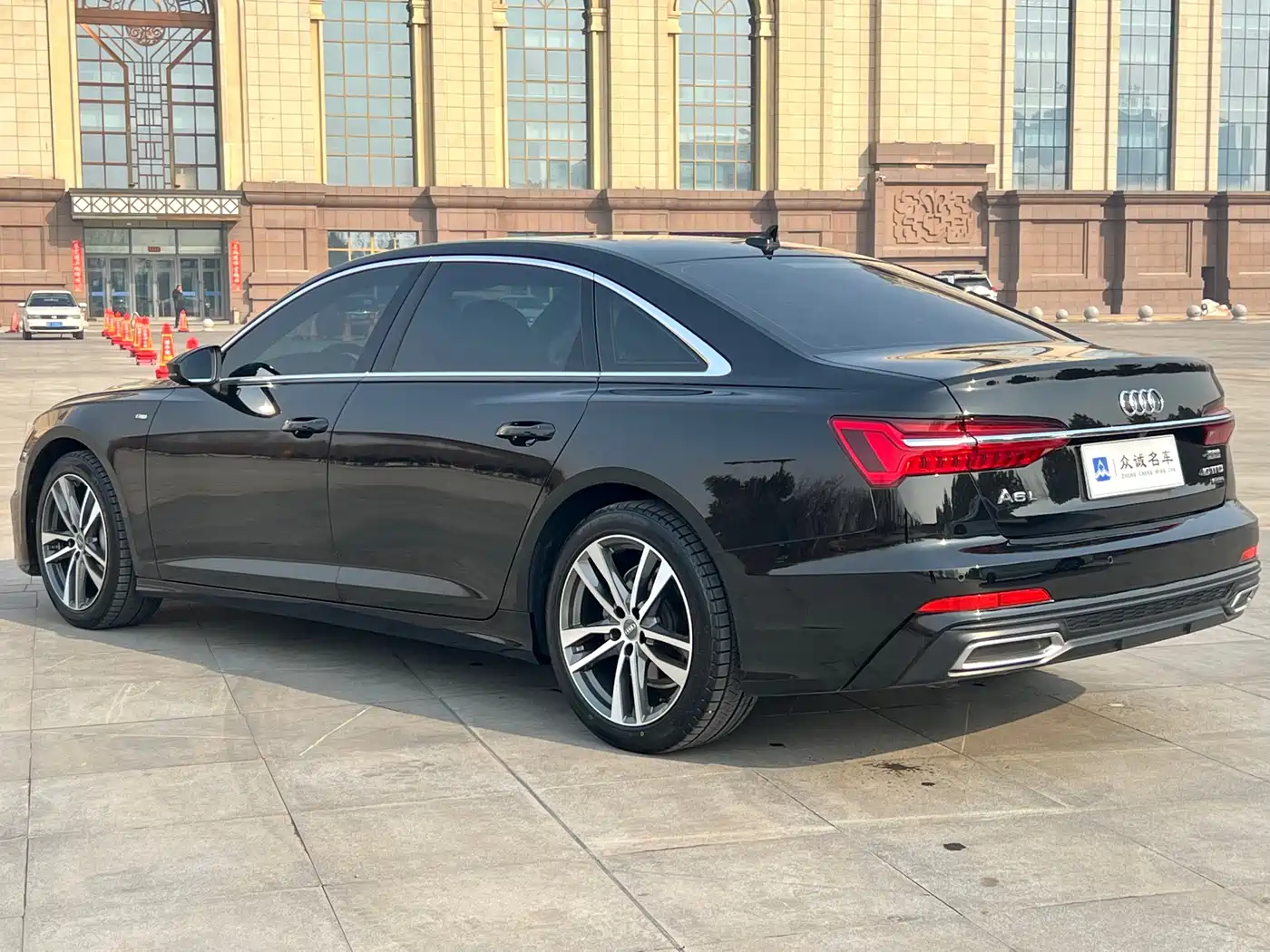 Audi A6L 2020 40 TFSI Luxury Dynamic фото 9