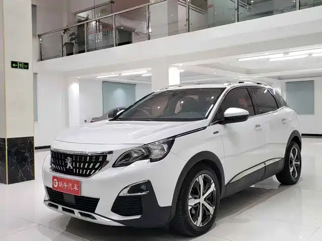 PEUGEOT 4008