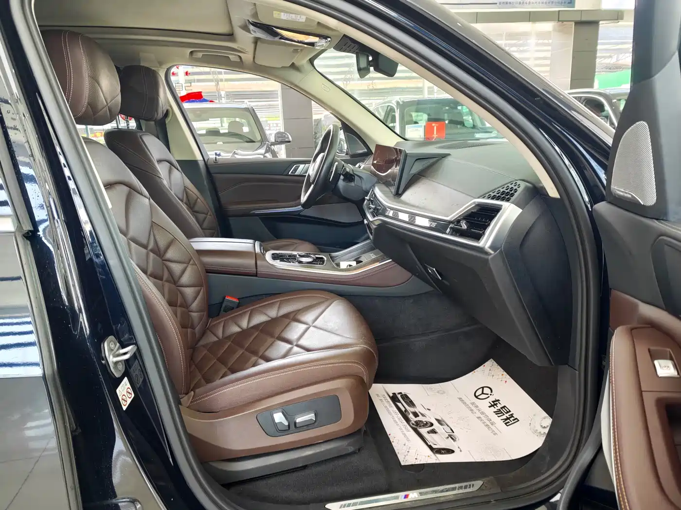 Фото 12 - BMW X5