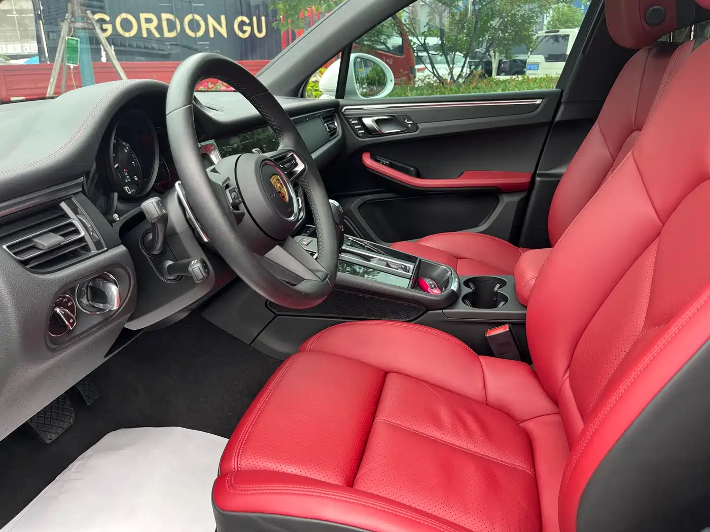 Porsche Macan 2022 Macan 2.0T фото 8