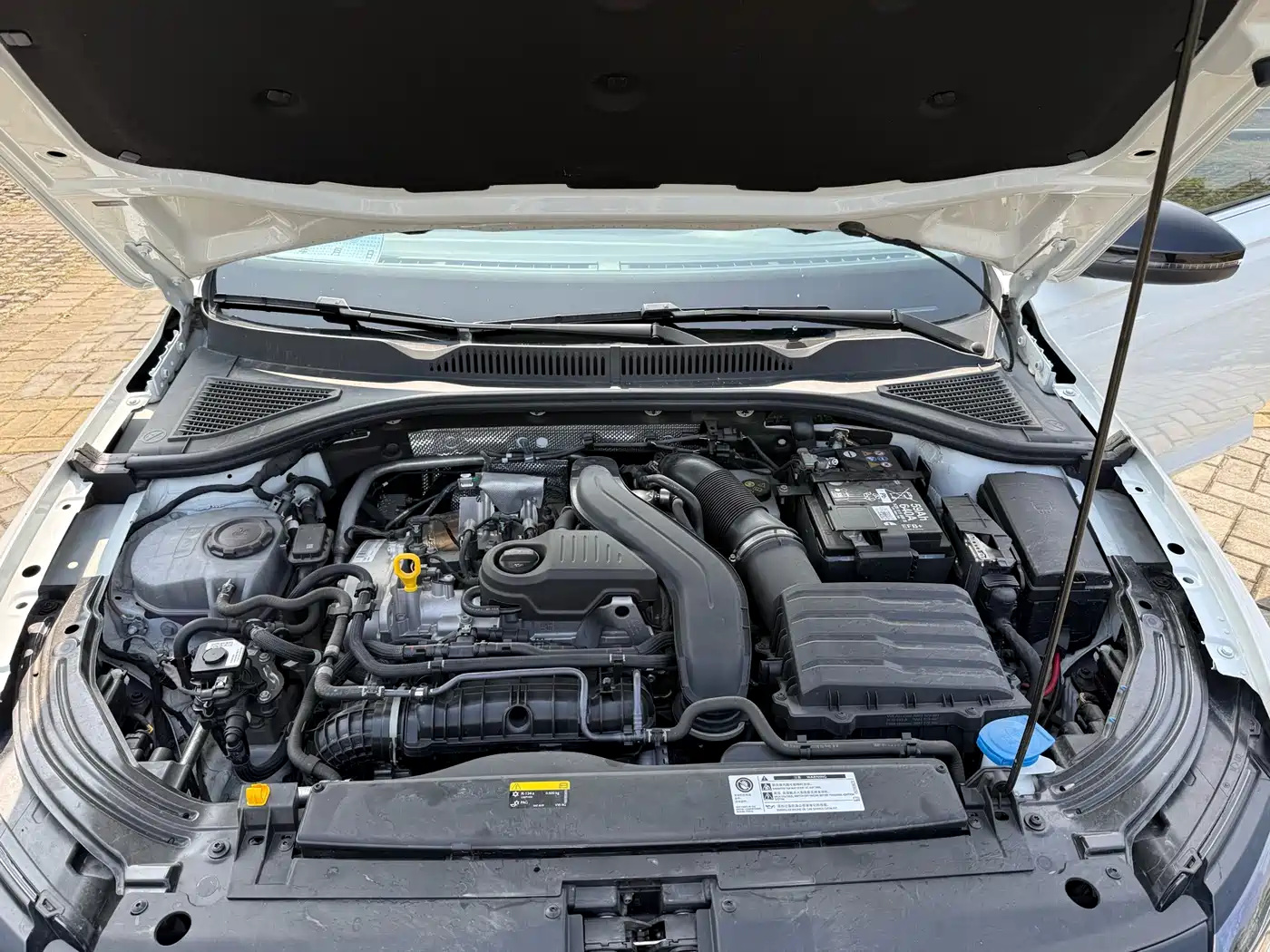 Volkswagen Lavida 2024 Model 300TSI DSG Starlight Leading Edition фото 10
