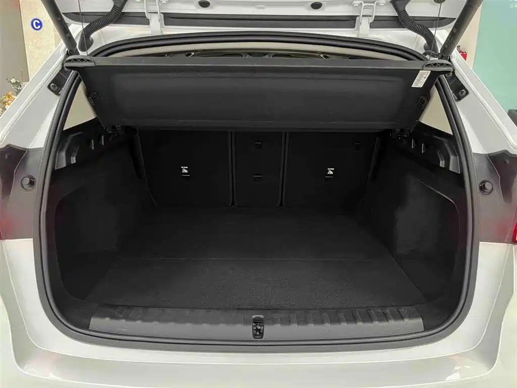 BMW X1 2023 sDrive20Li X Design Package фото 17
