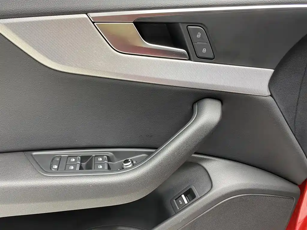 Audi A5 (Import) 2019 Sportback 40 TFSI Fashion фото 24