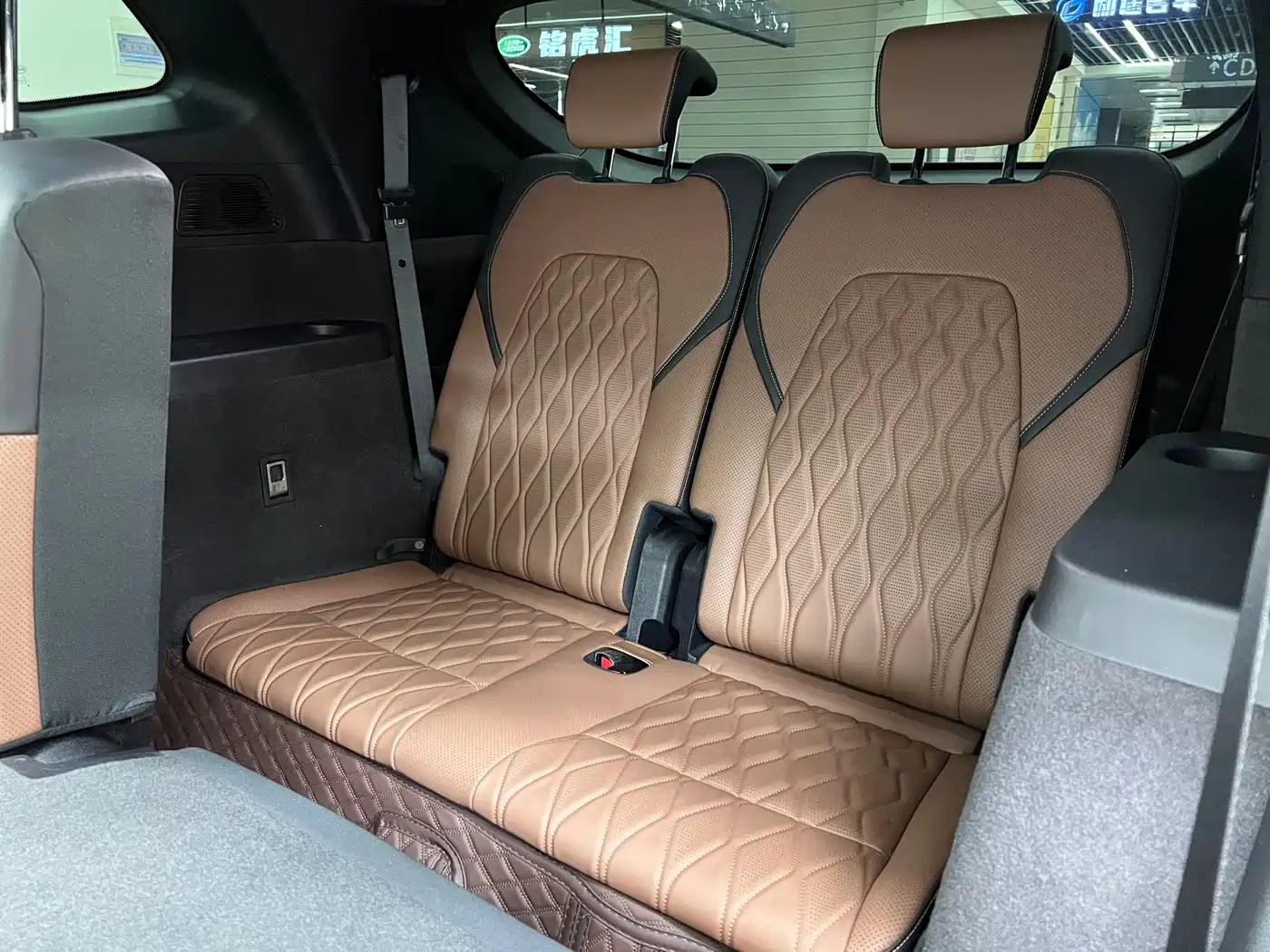 BYD Tang New Energy 2023 Model DM-i Champion Edition 112KM Deluxe фото 18
