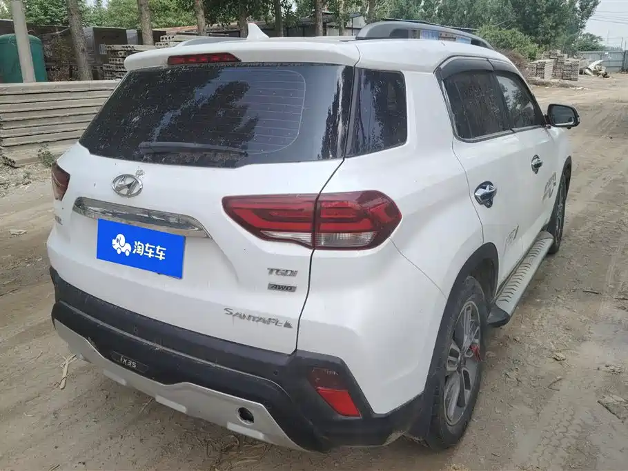 Hyundai Beijing Hyundai ix35 2019 2.0L Automatic 2WD Zhiyong·Smooth Enjoy China VI фото 3