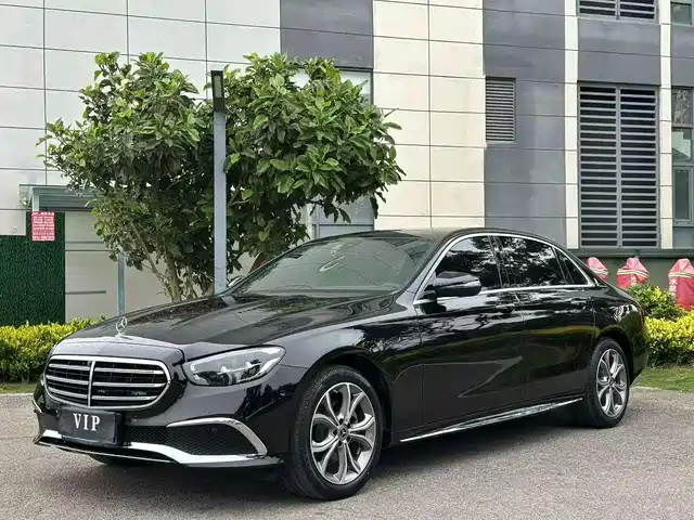 Mercedes-Benz E-Class 2021