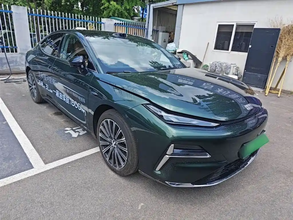 Geely Galaxy Galaxy Xingyao 8 2025 130km EM-P Starship Edition фото 4