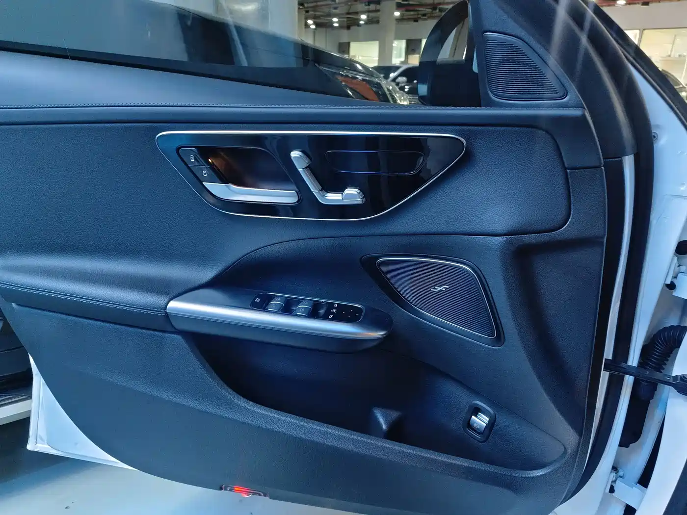 Mercedes-Benz C-Class 2023 C 260 L Sport фото 10