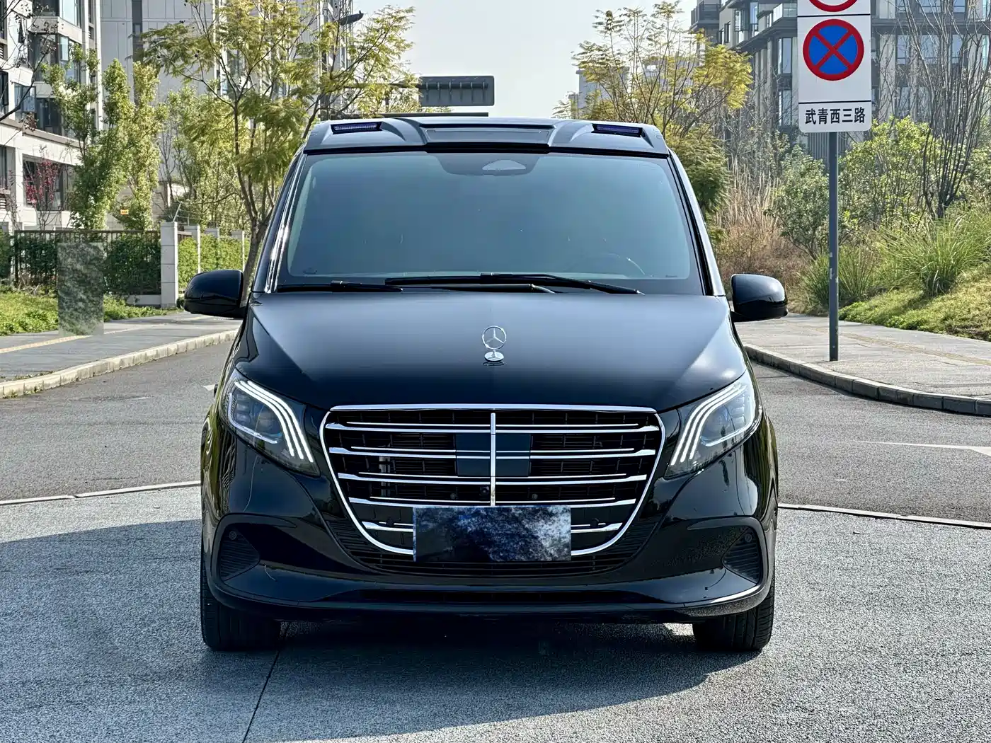 Mercedes-Benz Vito 2024 2.0T Business 7-Seater фото 2