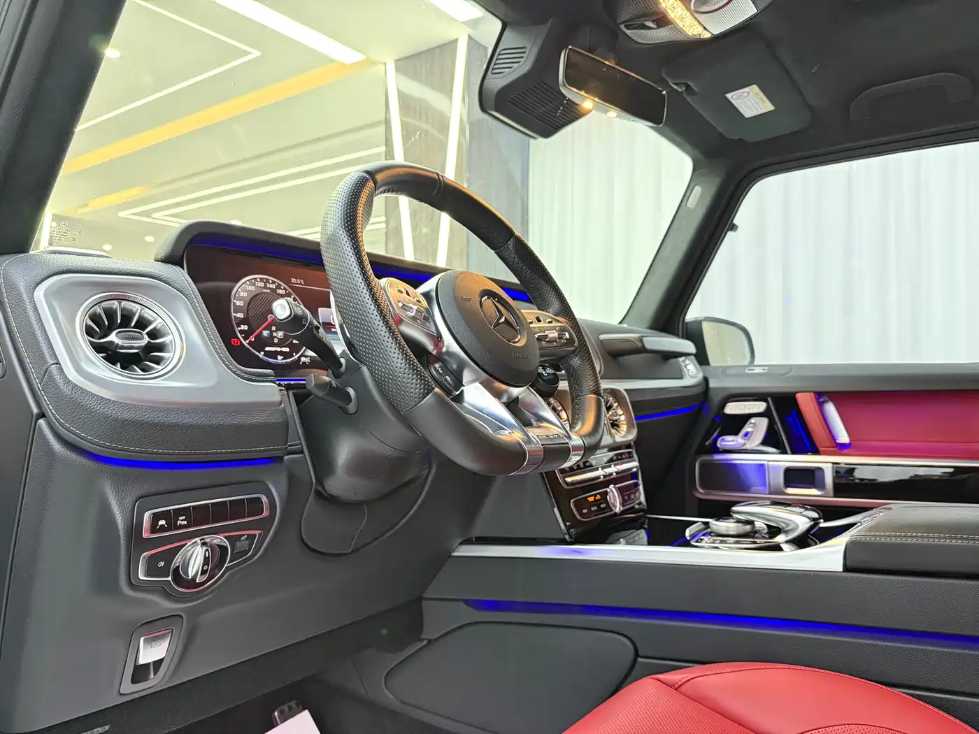 Mercedes-Benz G-Class AMG 2023 AMG G 63 фото 5