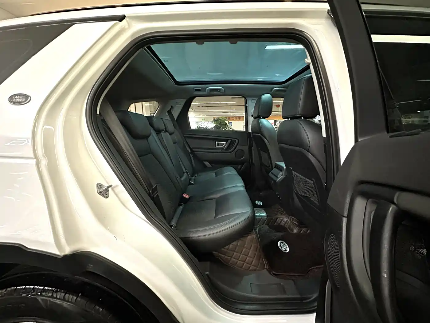 Фото 20 - Land Rover Discovery Sport