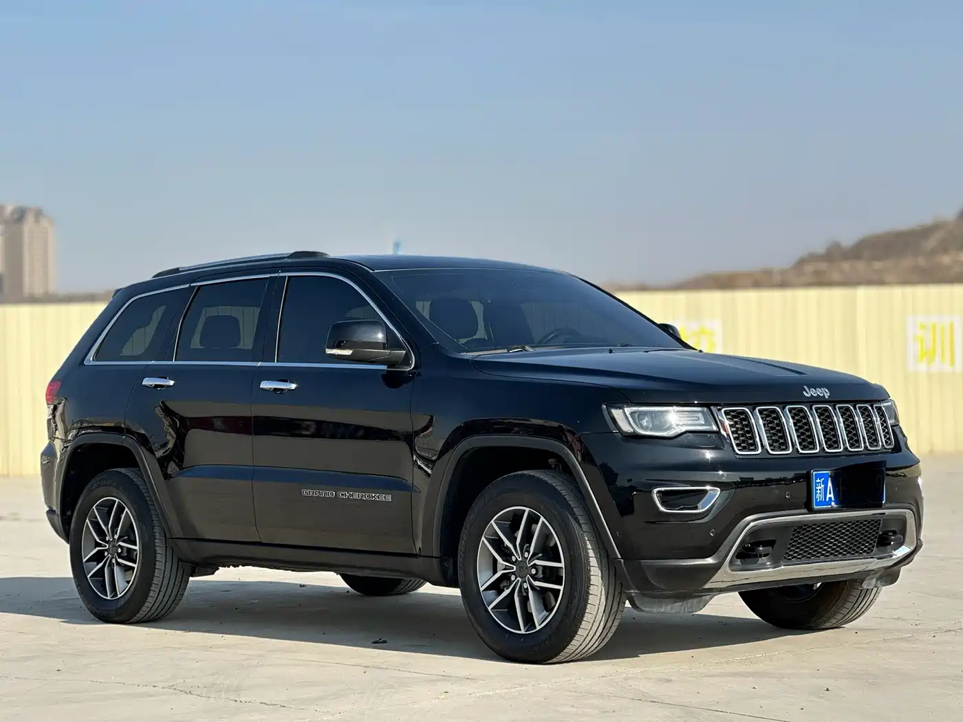 JEEP GRAND CHEROKEE