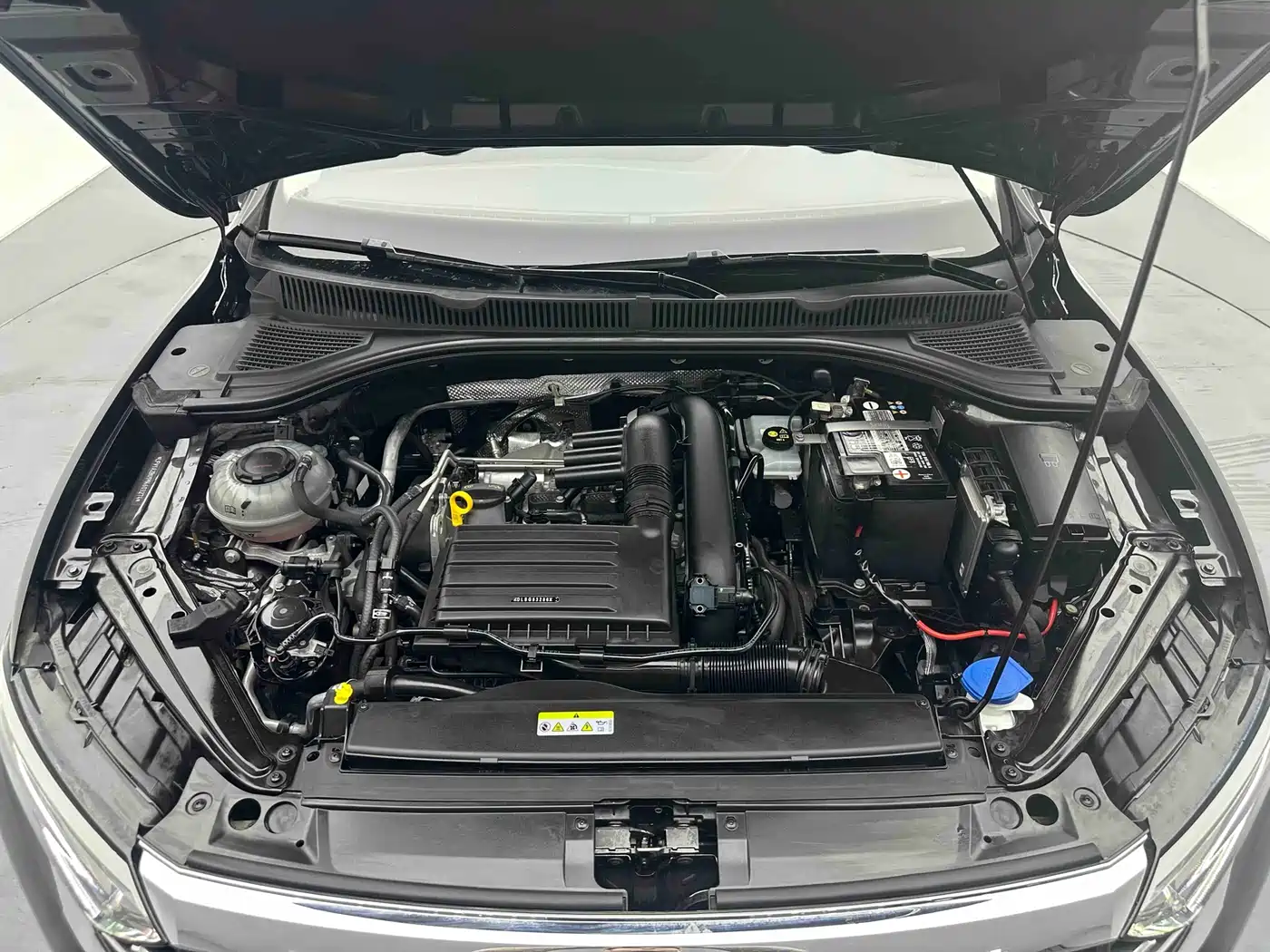 Volkswagen Sagitar 2021 200TSI DSG Comfort Smart Edition фото 18