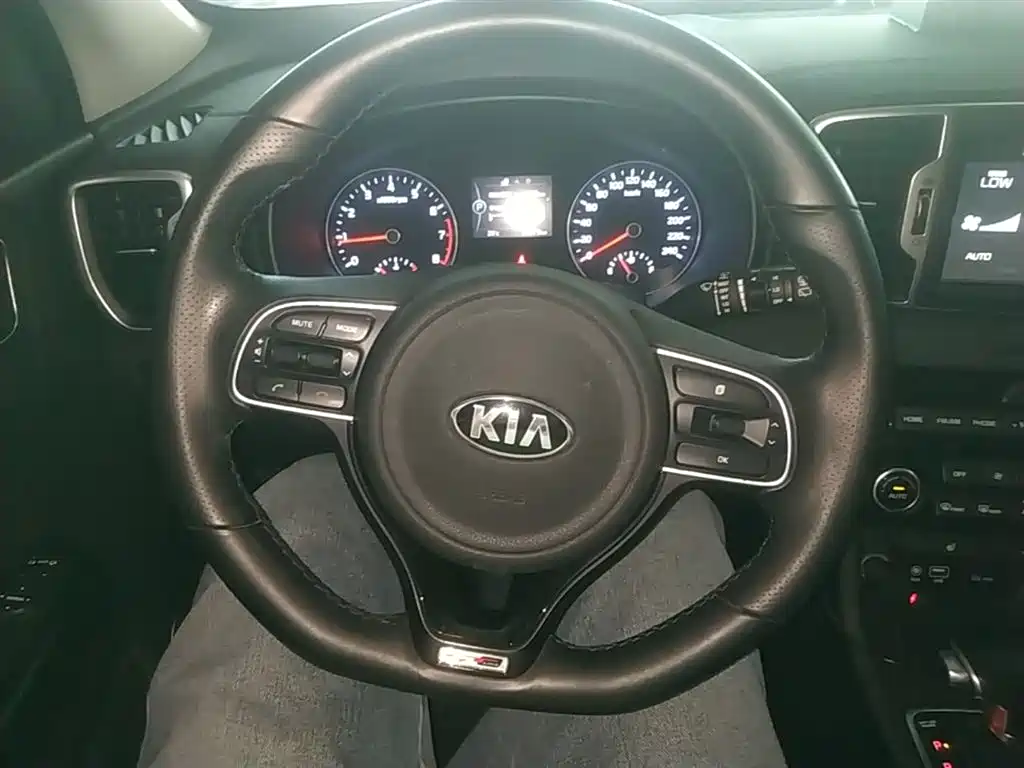 Kia KX5 2016 Model 1.6T Automatic 2WD DLX фото 11