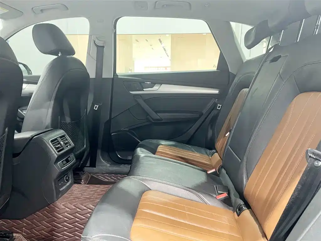 Audi Q5L 2020 40 TFSI Prestige Fashion фото 8