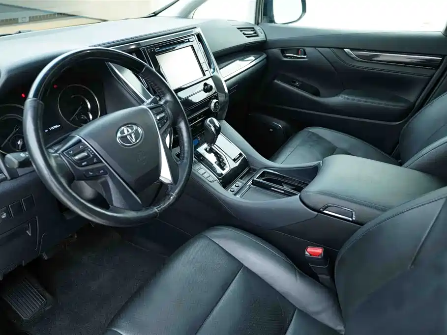 Toyota Vellfire 2019 Hybrid 2.5L HV Luxury Edition фото 9