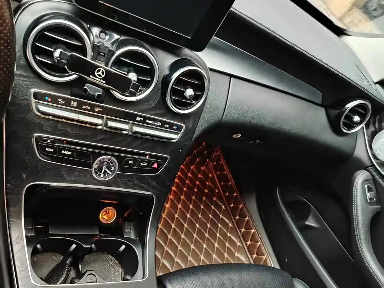 Mercedes-Benz C-Class 2018 C 200 L Sport Achievement Special Edition фото 15