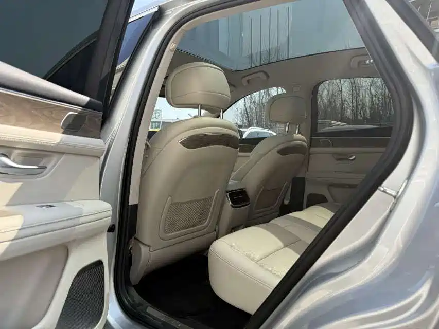 AITO Wenjie AITO M5 2022 Extended Range AWD Ultimate Edition фото 13