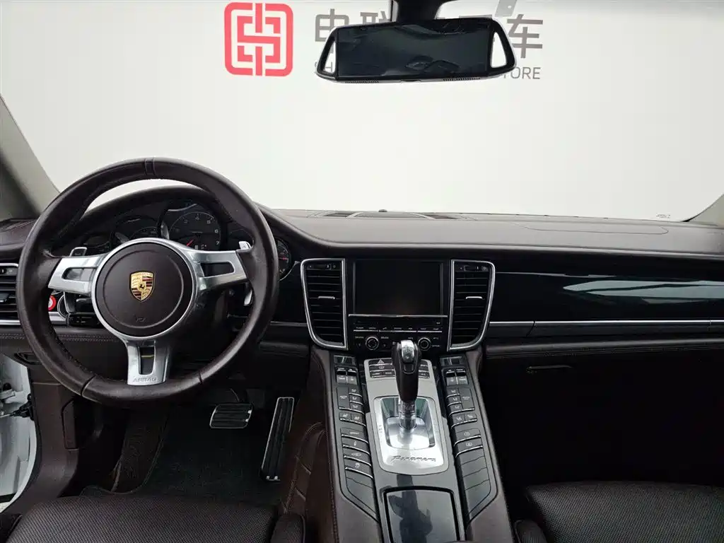 Porsche Panamera 2016 Panamera Edition 3.0T фото 11