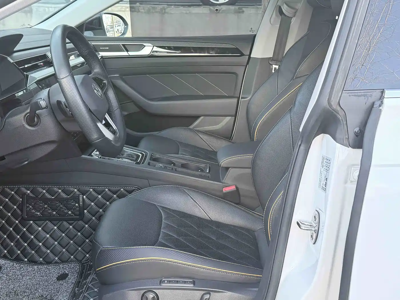 Volkswagen FAW-Volkswagen CC 2024 380TSI Bright Edition фото 13