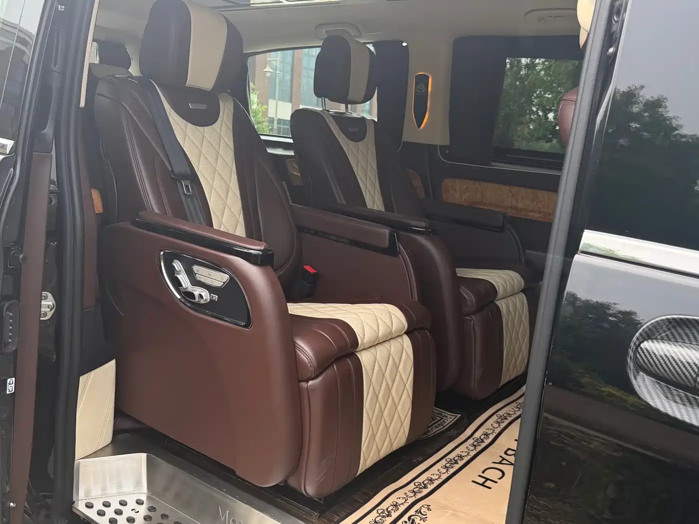 Mercedes-Benz Vito 2018 2.0T Elite Edition 7-Seater China V фото 9