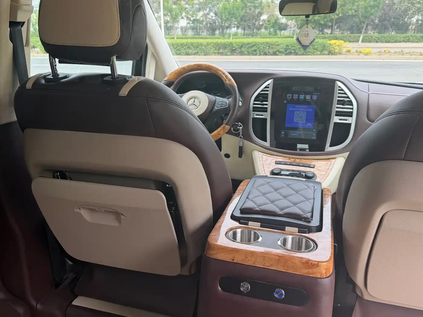 Mercedes-Benz Vito 2018 2.0T Elite Edition 7-Seater China V фото 10