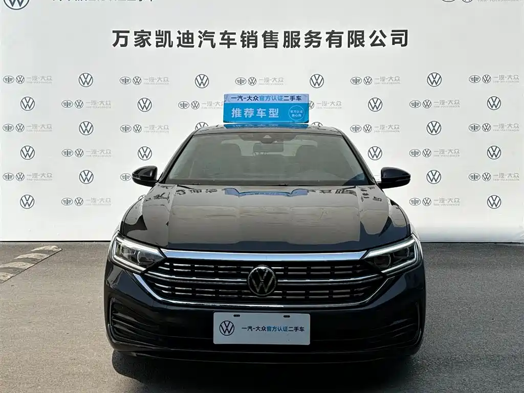Volkswagen Sagitar 2023 300TSI DSG Surpassing Edition фото 2