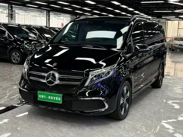Mercedes-Benz V V 260, Премиум