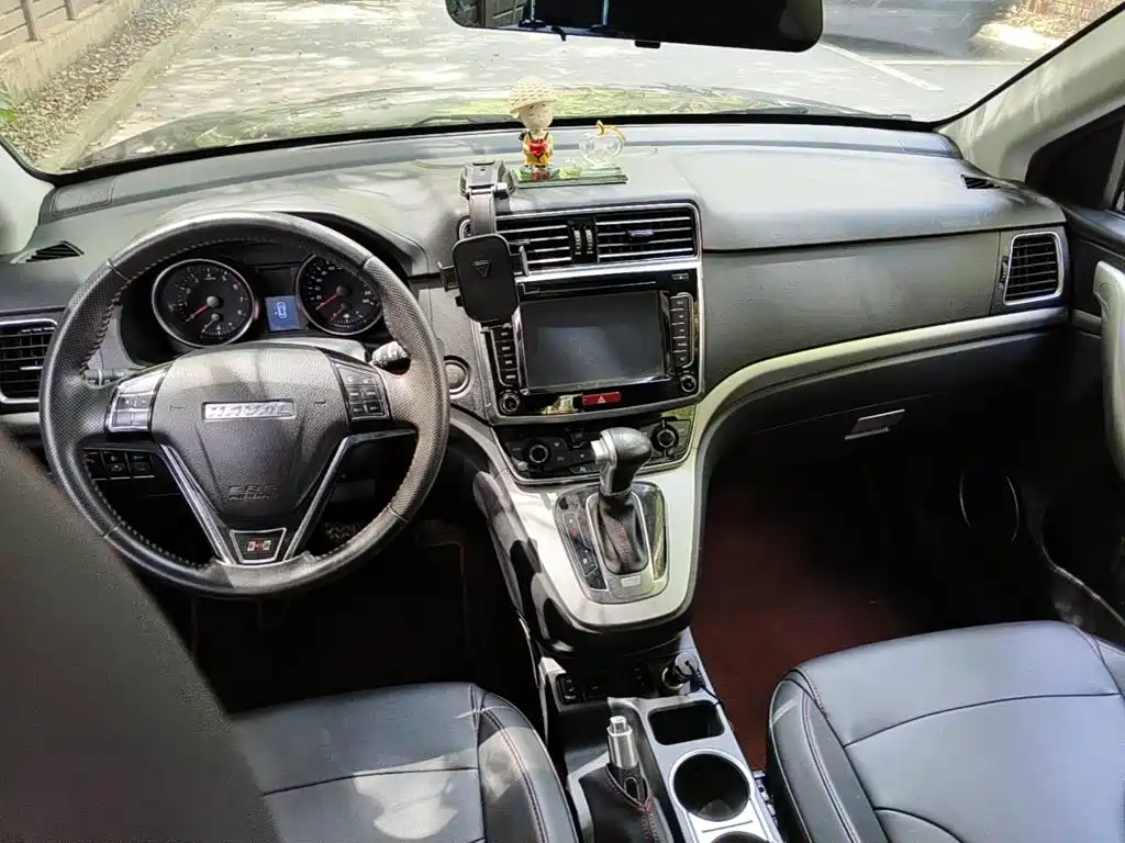Photo 12 - Haval H6