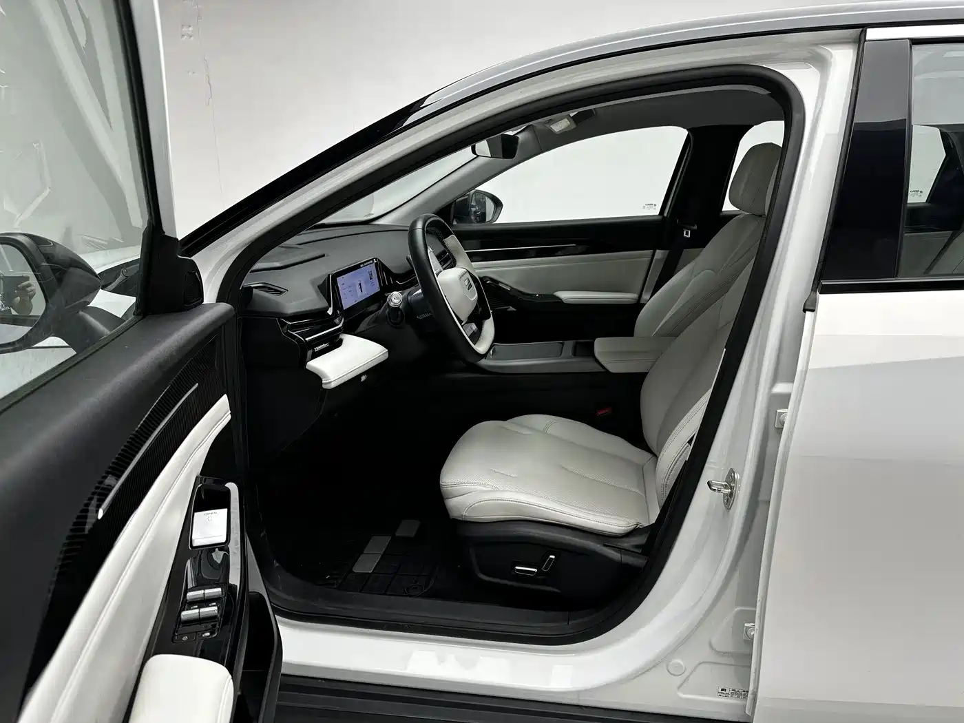 Geely Galaxy Galaxy L6 2023 2023 125km Starship