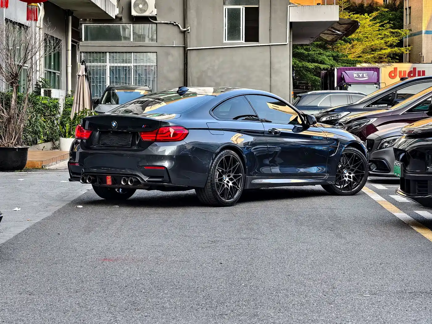 BMW M4 2019 M4 Coupe Competition фото 10