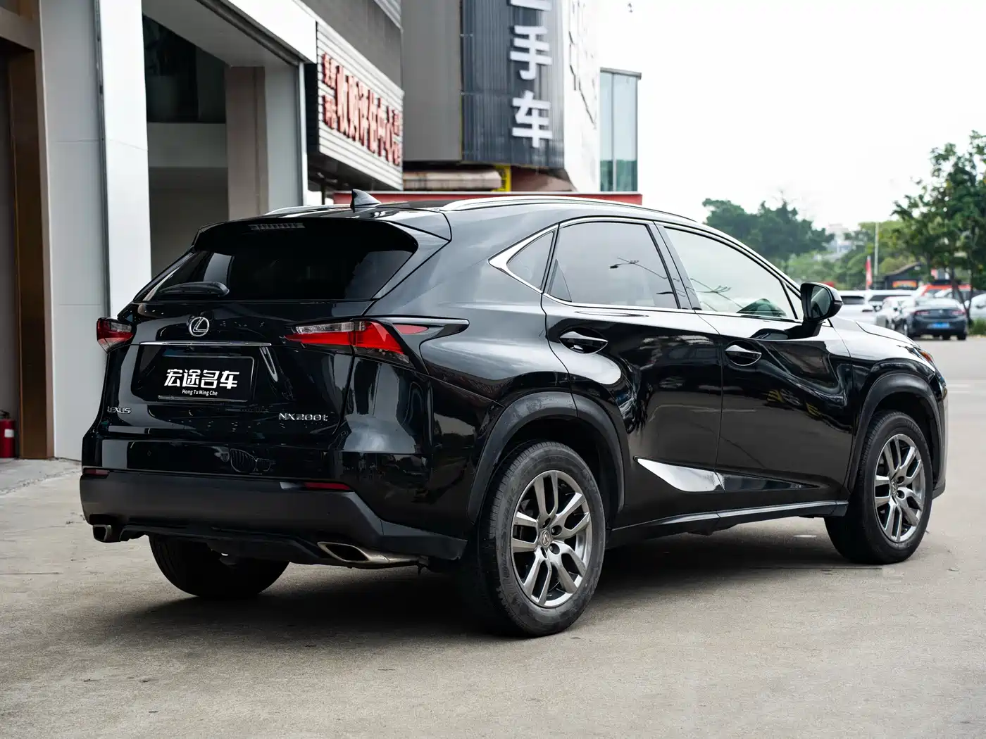 Lexus NX 2015 200t AWD F Sport фото 3