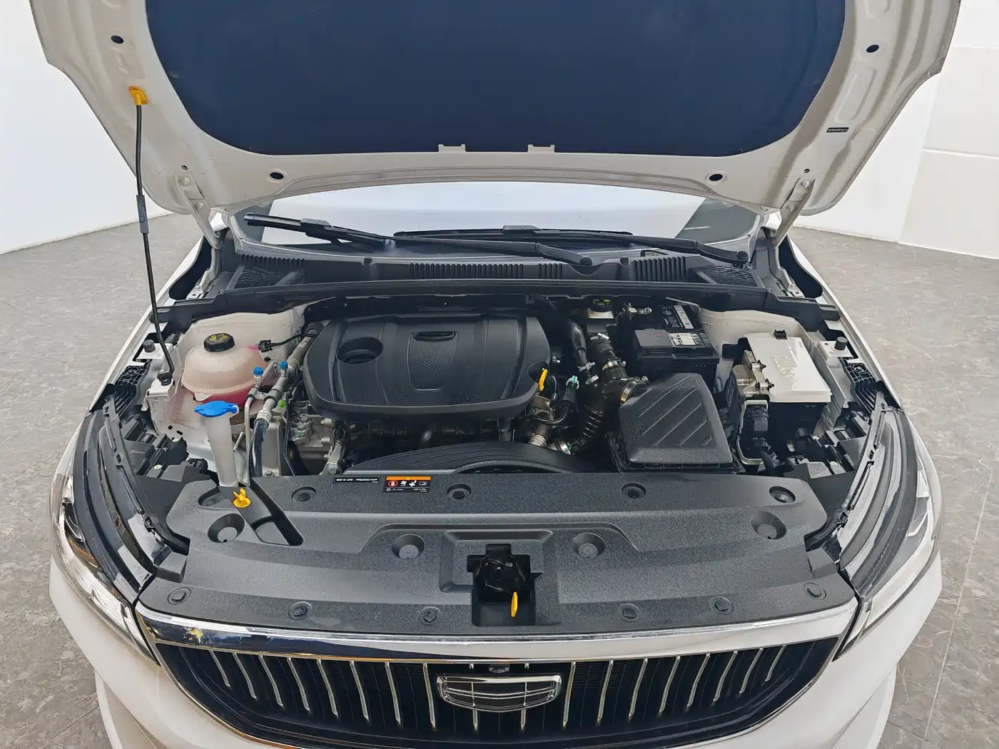 GEELY AUTOMOBILE EMGRAND