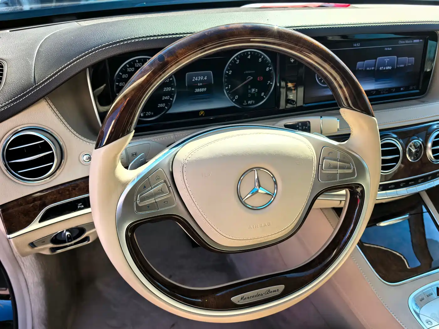 Mercedes-Benz S-Class 2015 S 400 L 4MATIC фото 4