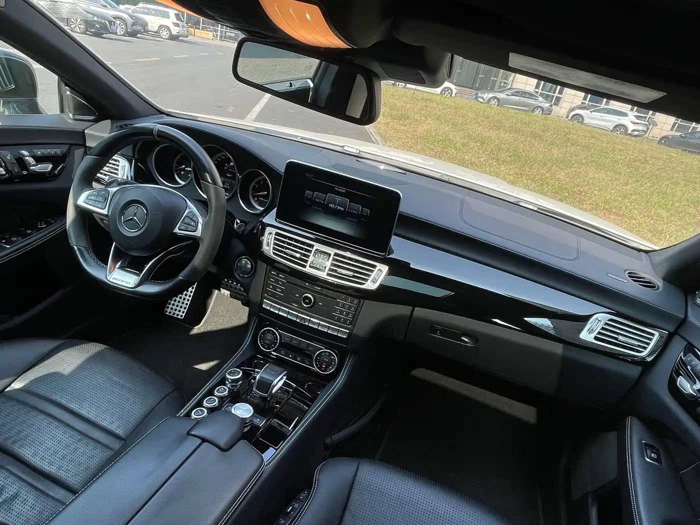 Mercedes-Benz CLS AMG 2015 AMG CLS 63 S 4MATIC фото 16