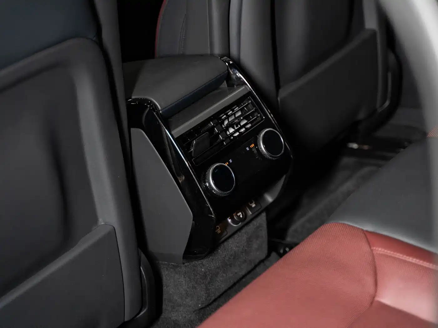 Land Rover Range Rover Sport 2023 400PS Dynamic HSE фото 21