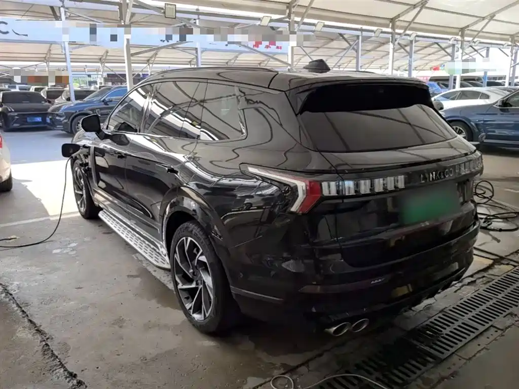 Lynk & Co 09 EM-P 2021 2.0T PHEV Halo 7-Seater фото 5