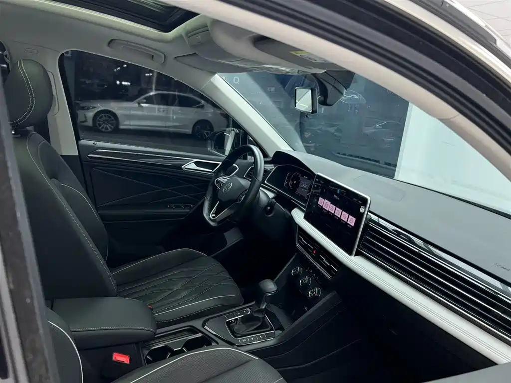 Volkswagen Tiguan L 2023 280TSI 2WD Trend Limited Edition фото 18
