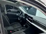 Фото 18 - Volkswagen Tiguan L