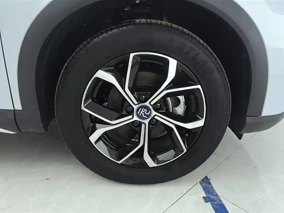 BYD Yuan PLUS 2022 510KM Premium фото 6