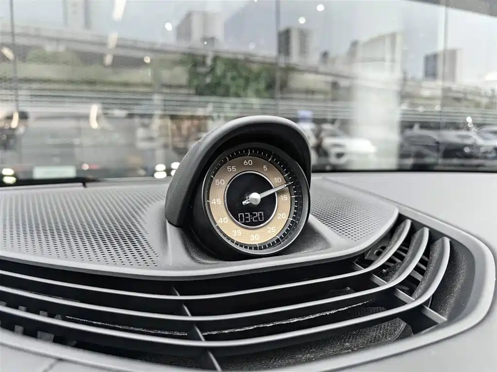 Porsche Taycan 2022 Taycan фото 19