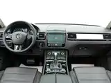 Фото 4 - Volkswagen Touareg